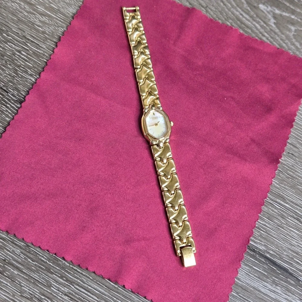 Citizen Women's Quartz Watch Gold Tone Bracelet MOP Dial 3220-326130 Parts